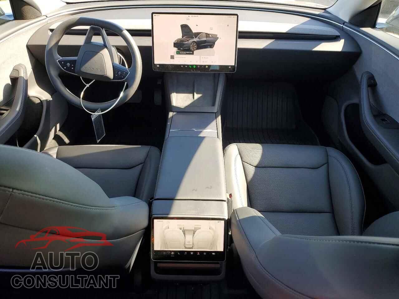 TESLA MODEL 3 2024 - 5YJ3E1EA7RF864435