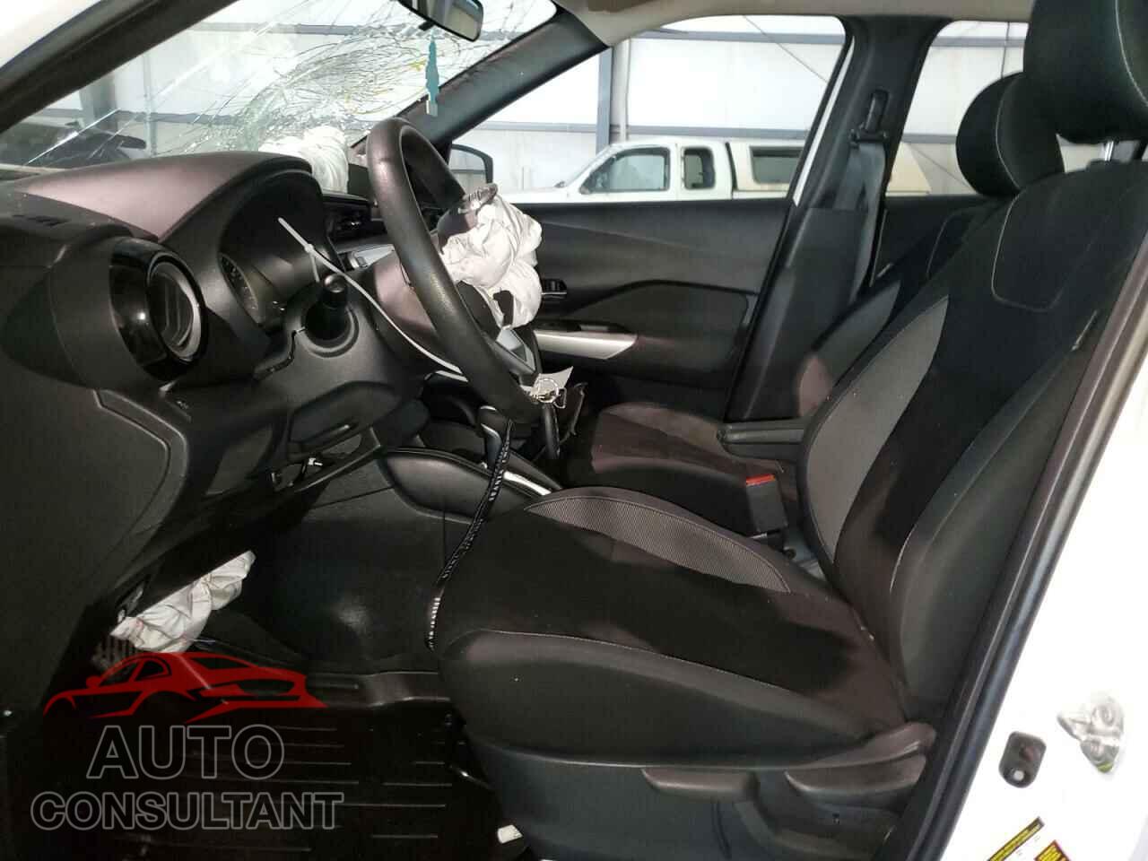 NISSAN KICKS 2019 - 3N1CP5CU3KL565162