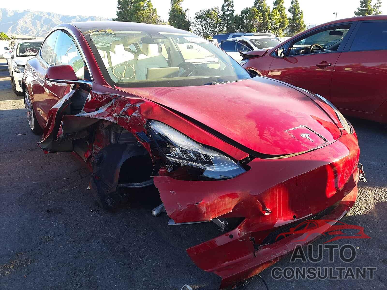TESLA MODEL 3 2018 - 5YJ3E1EB4JF100703