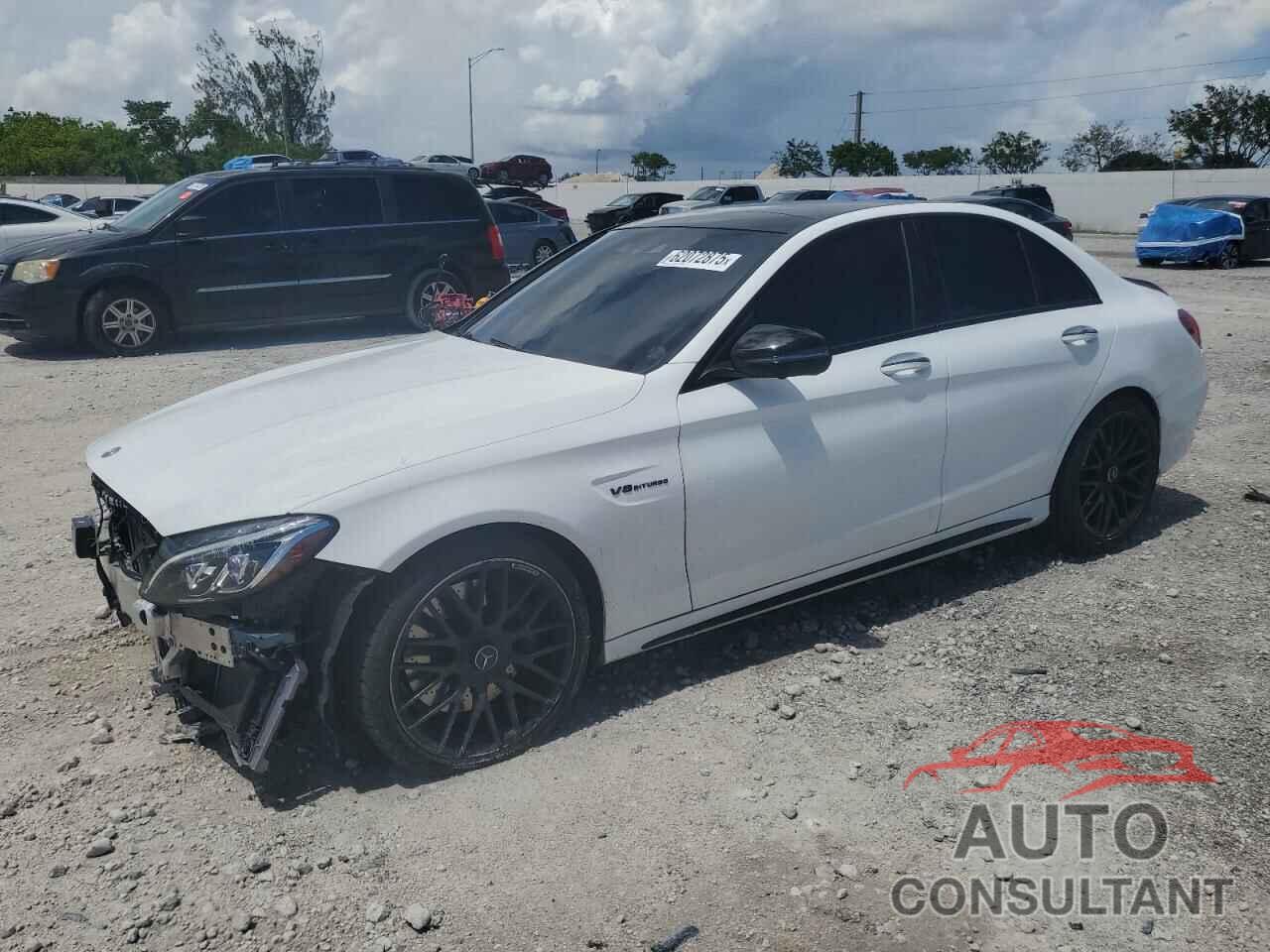 MERCEDES-BENZ C-CLASS 2018 - 55SWF8GB3JU240014