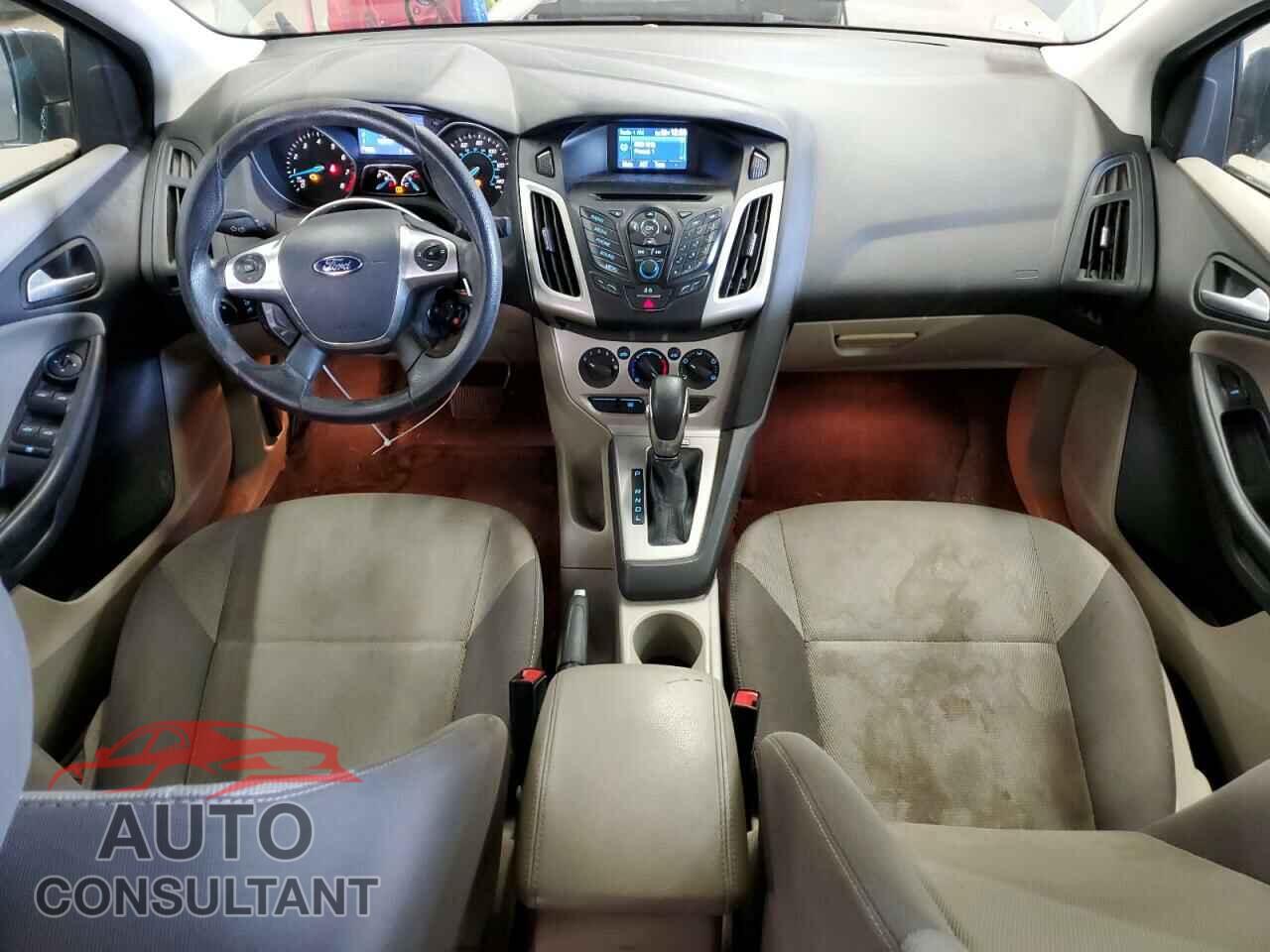 FORD FOCUS 2014 - 1FADP3F21EL215003