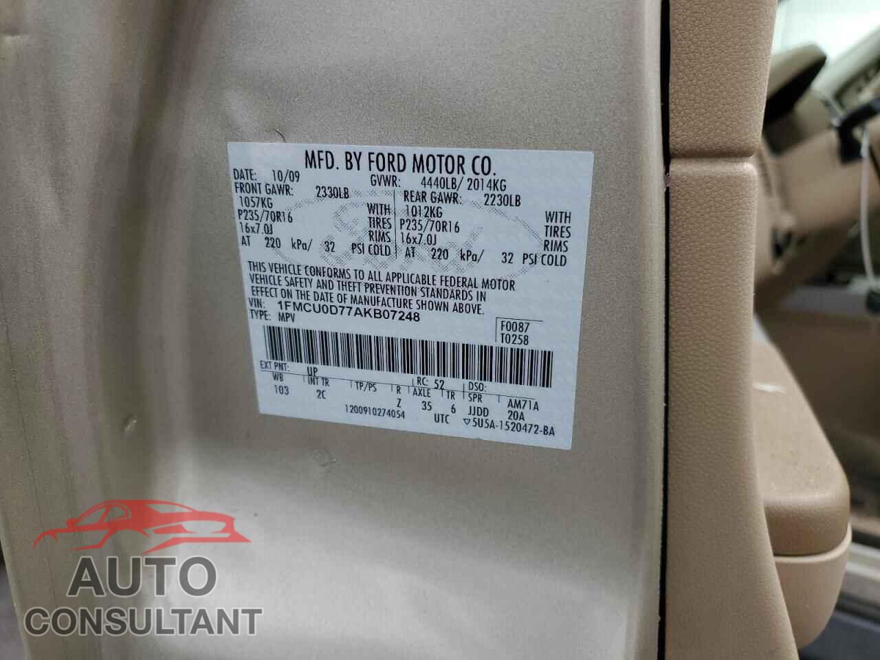 FORD ESCAPE 2010 - 1FMCU0D77AKB07248