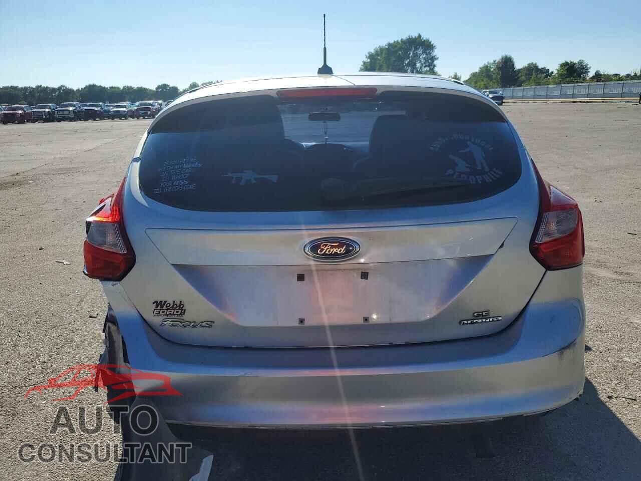 FORD FOCUS 2014 - 1FADP3K21EL142558