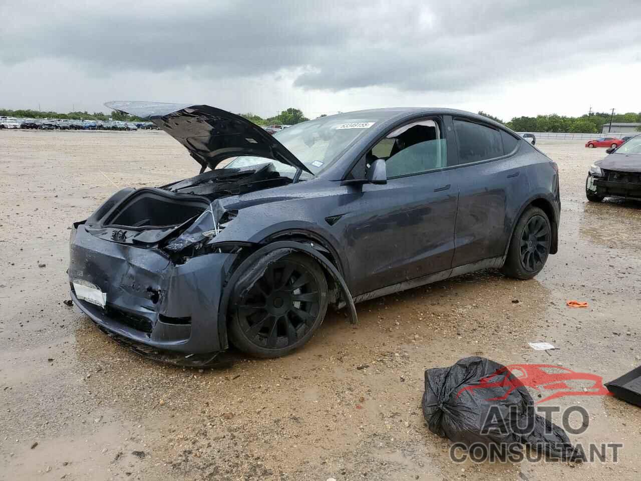 TESLA MODEL Y 2023 - 7SAYGDED2PF959142