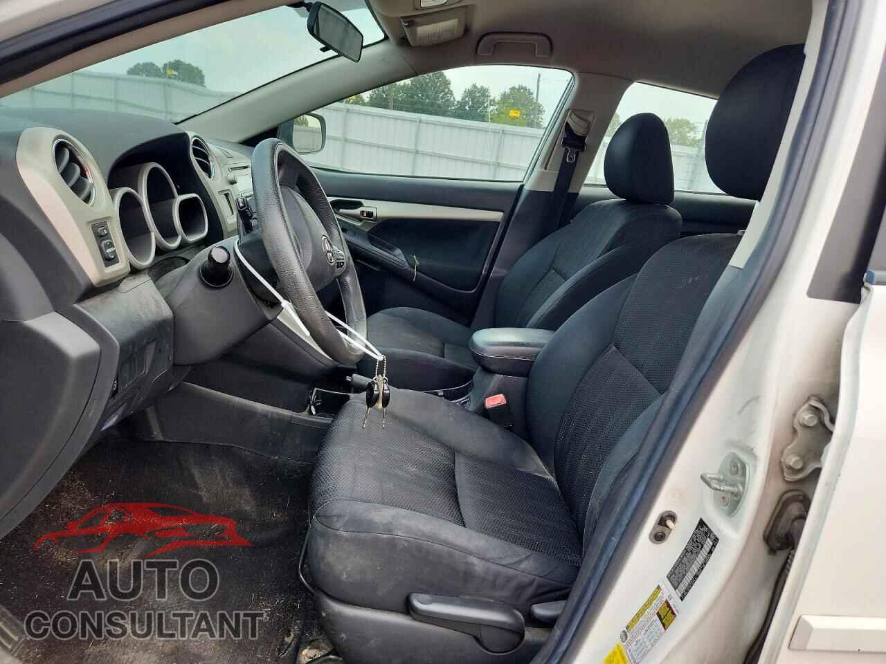 TOYOTA MATRIX 2011 - 2T1KU4EEXBC671130