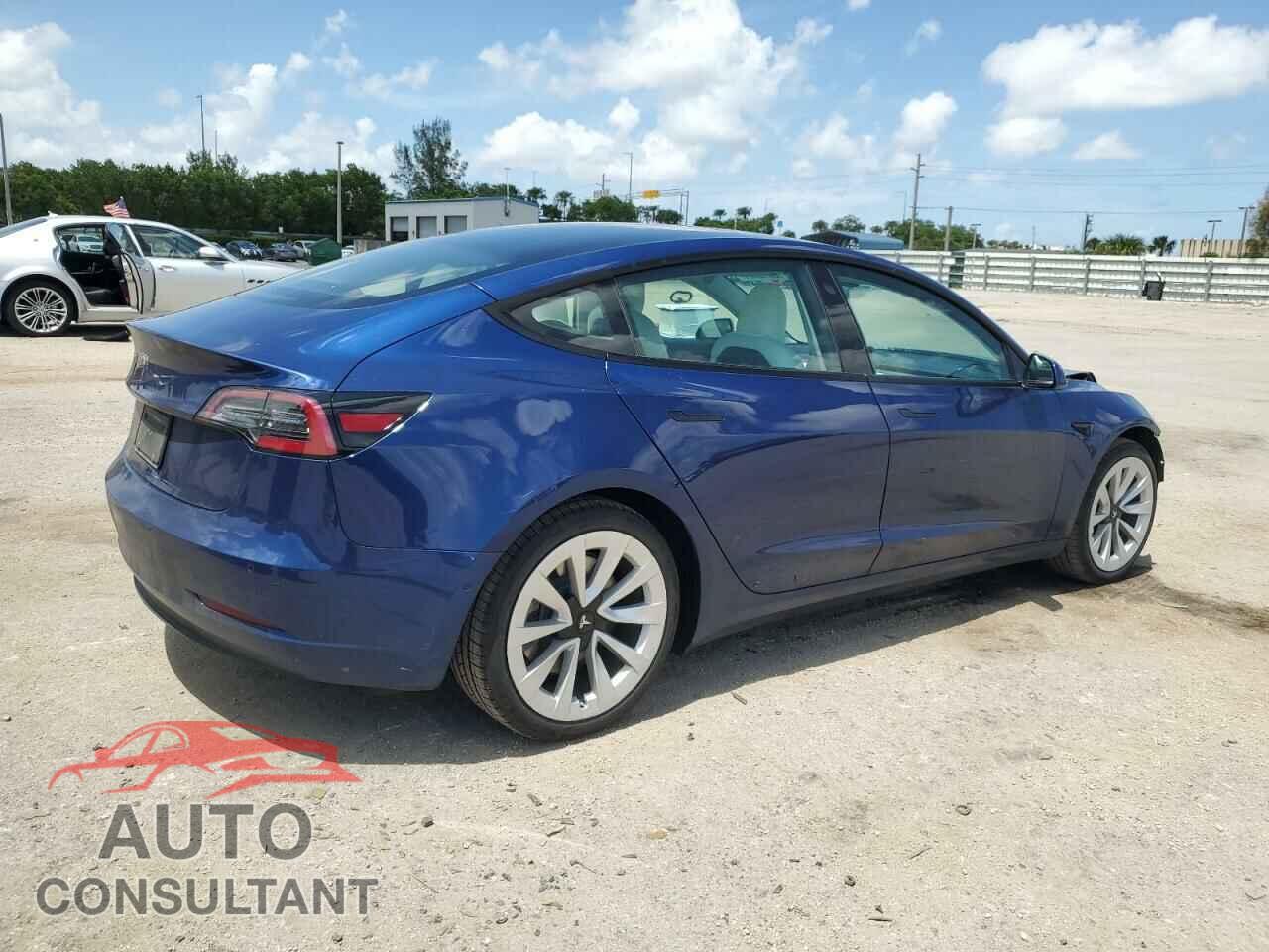 TESLA MODEL 3 2021 - 5YJ3E1EA0MF853849