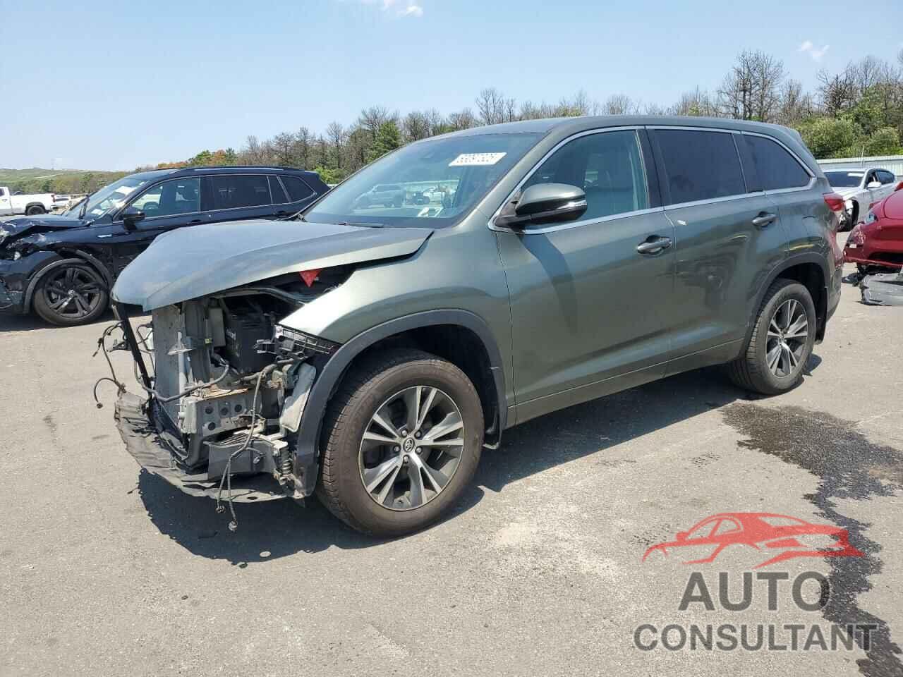 TOYOTA HIGHLANDER 2018 - 5TDBZRFH7JS876692