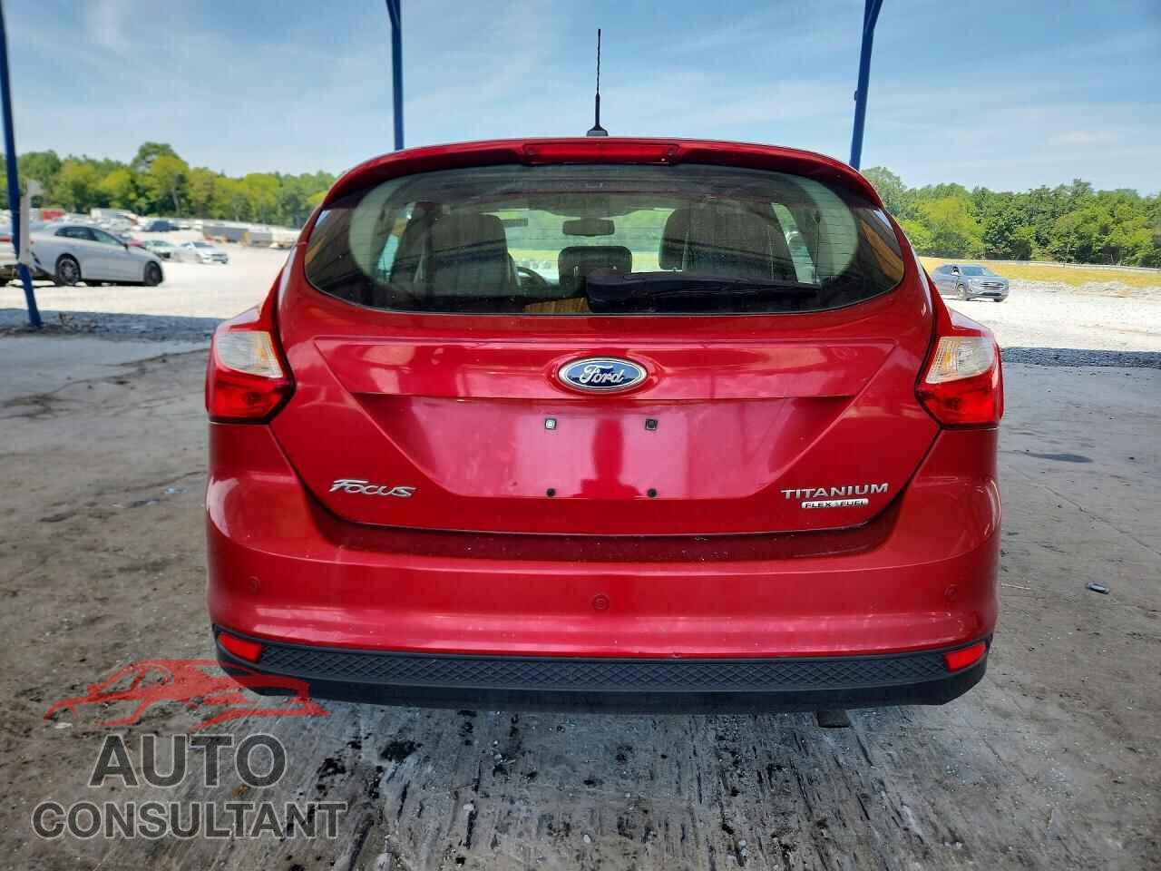 FORD FOCUS 2012 - 1FAHP3N22CL461851