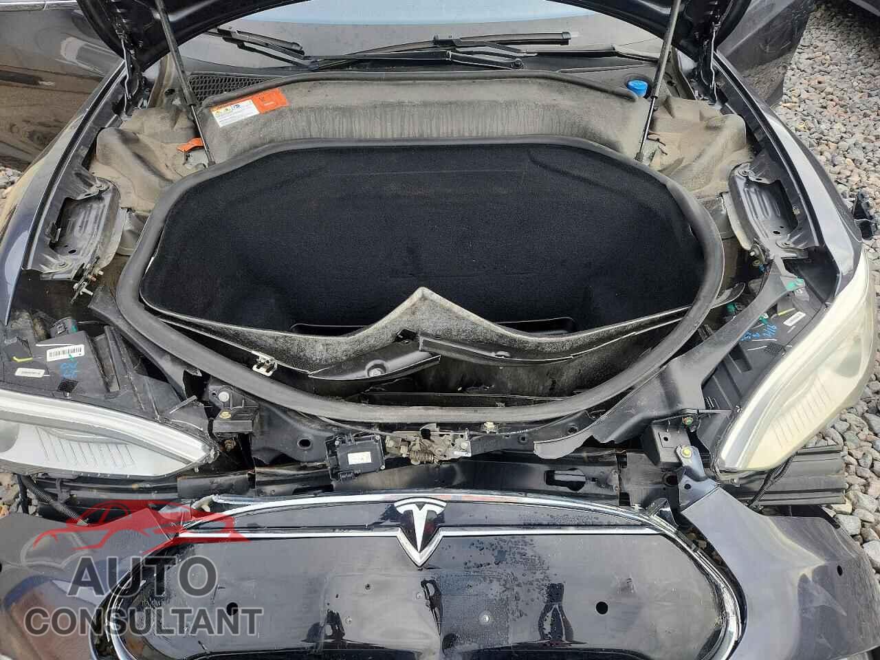 TESLA MODEL S 2016 - 5YJSA1E23GF128444