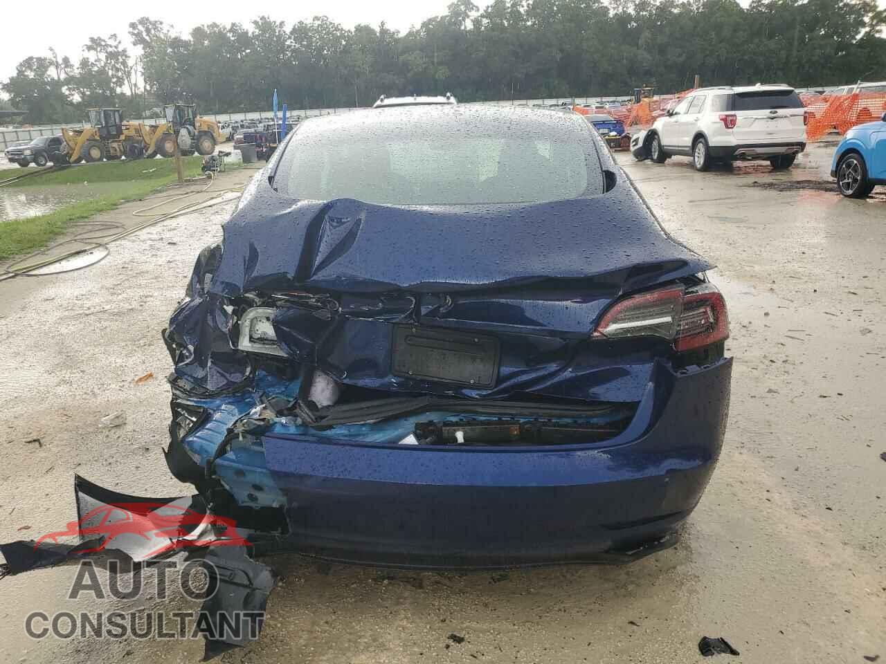 TESLA MODEL 3 2023 - 5YJ3E1EA5PF660794