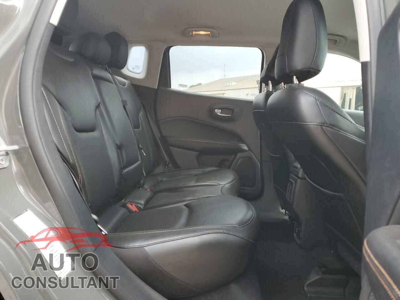 JEEP COMPASS 2020 - 3C4NJDCB4LT216383