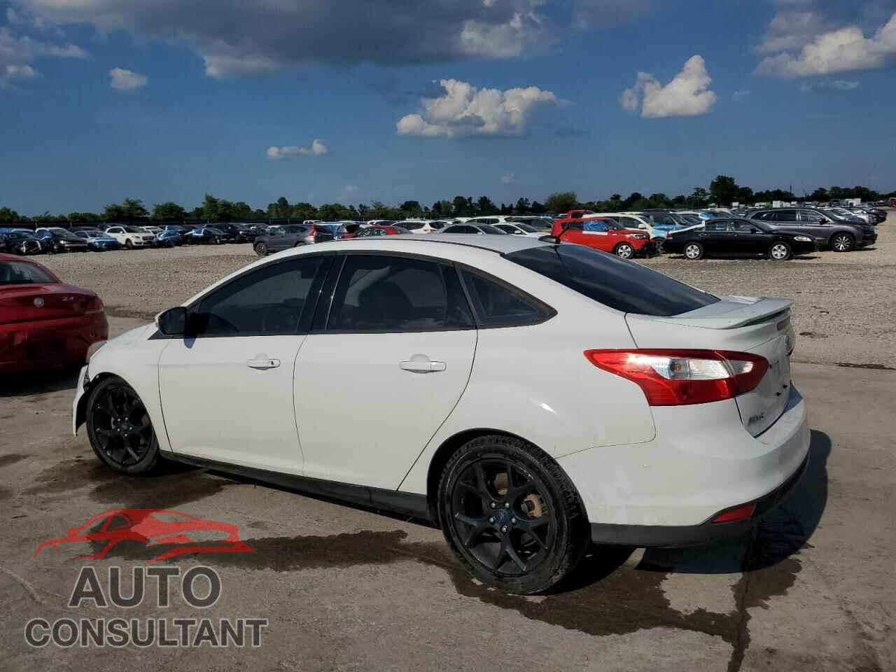 FORD FOCUS 2014 - 1FADP3F28EL314563