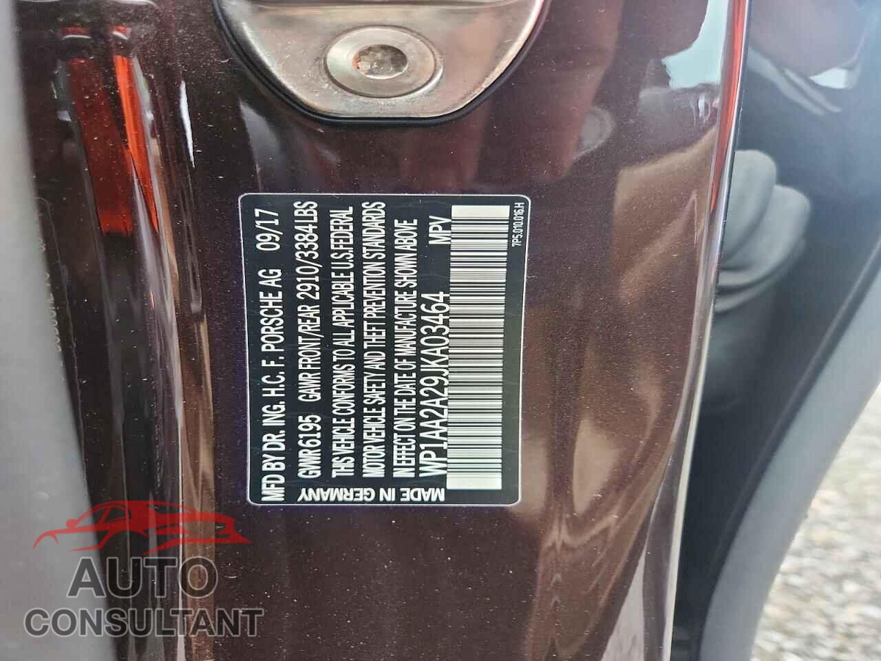 PORSCHE CAYENNE 2018 - WP1AA2A29JKA03464