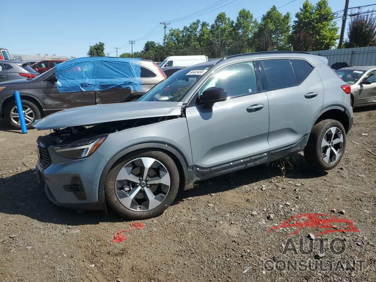 VOLVO XC40 PLUS 2023 - YV4L12UW2P2950912