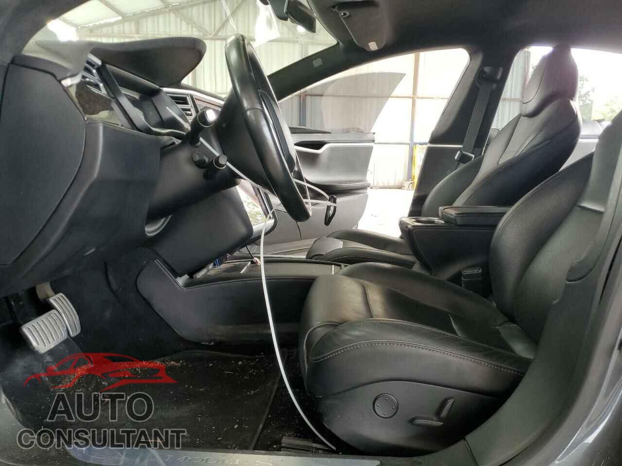 TESLA MODEL S 2016 - 5YJSA1E40GF166764