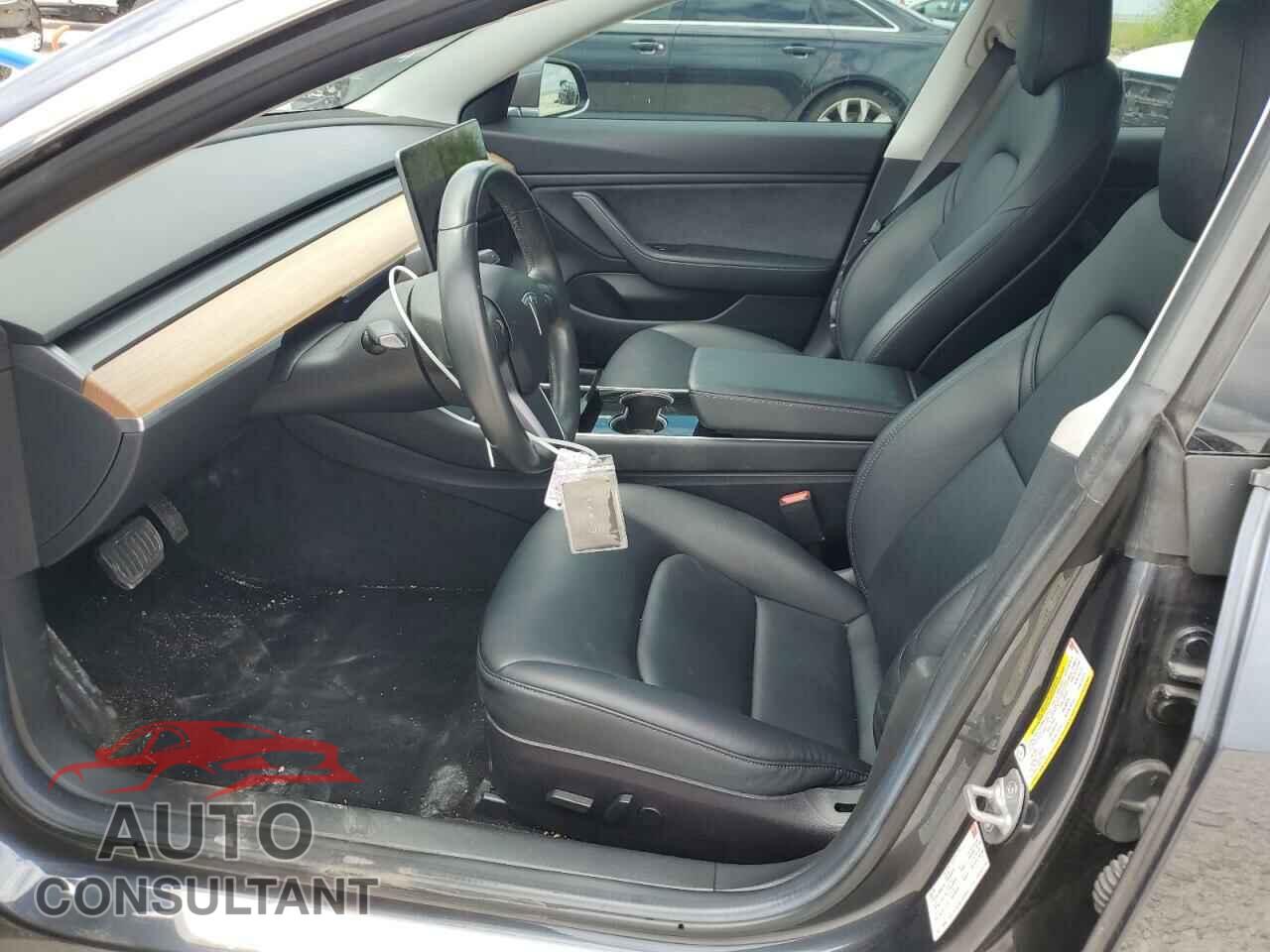 TESLA MODEL 3 2018 - 5YJ3E1EA7JF020061