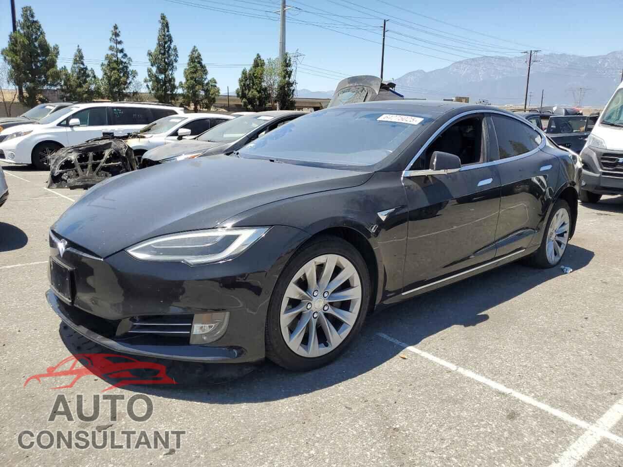TESLA MODEL S 2017 - 5YJSA1E26HF220892