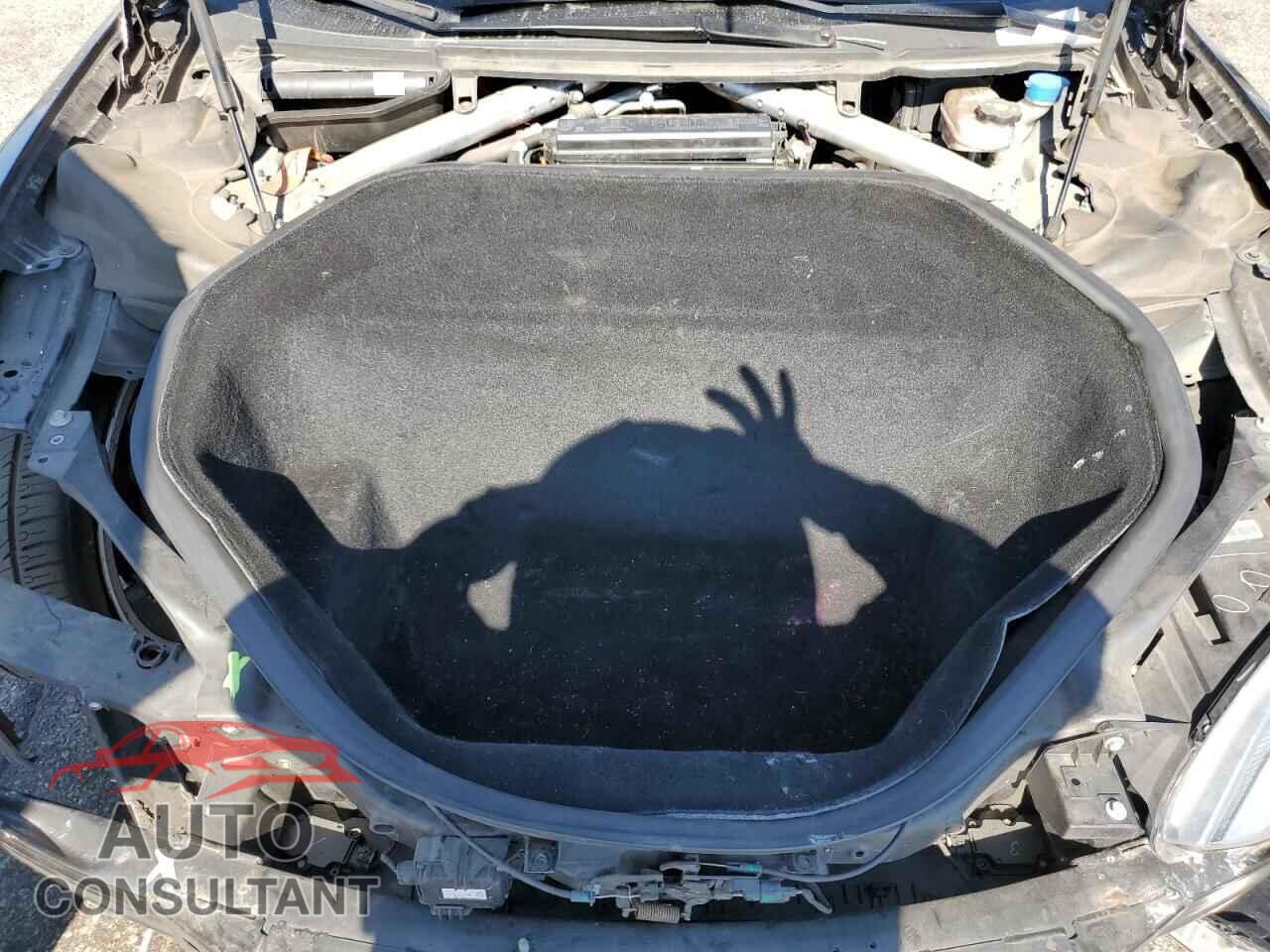 TESLA MODEL S 2016 - 5YJSA1E23GF122420