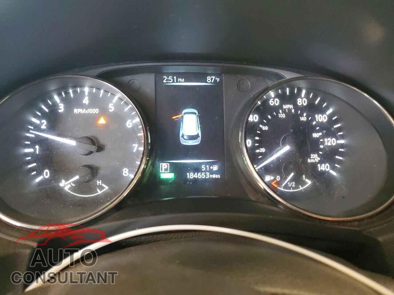 NISSAN ROGUE 2017 - KNMAT2MV2HP547996
