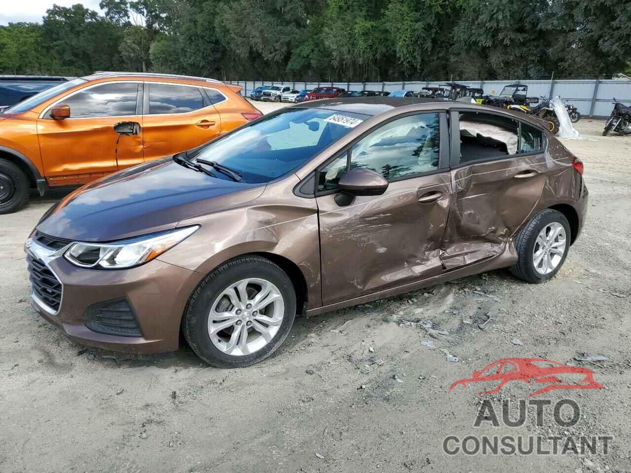 CHEVROLET CRUZE 2019 - 3G1BC6SM1KS603658