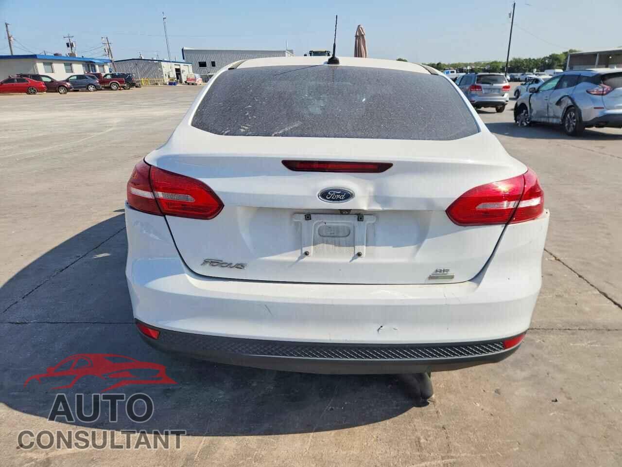 FORD FOCUS 2016 - 1FADP3FE1GL378943
