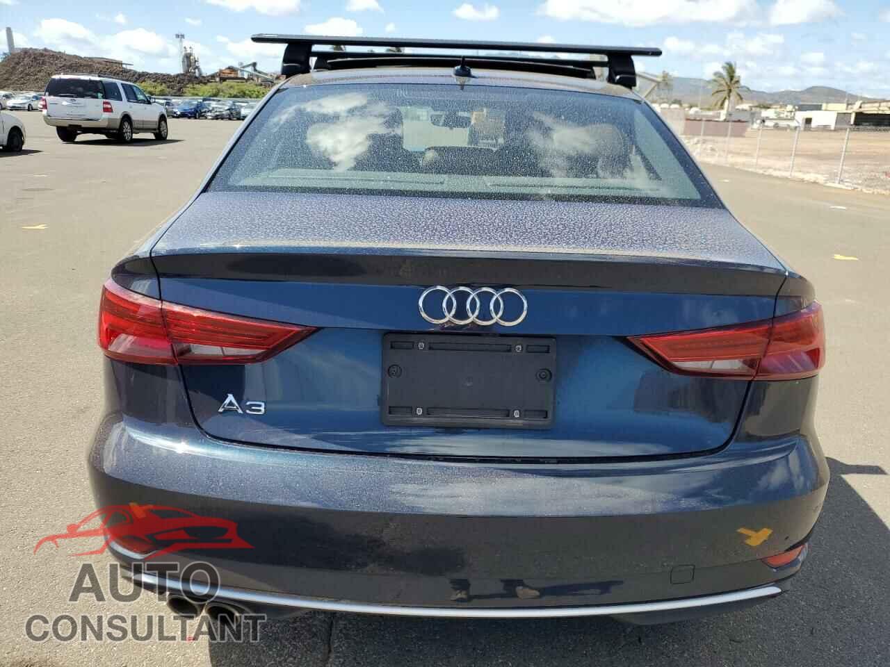AUDI A3 2017 - WAUAUGFF2H1038331