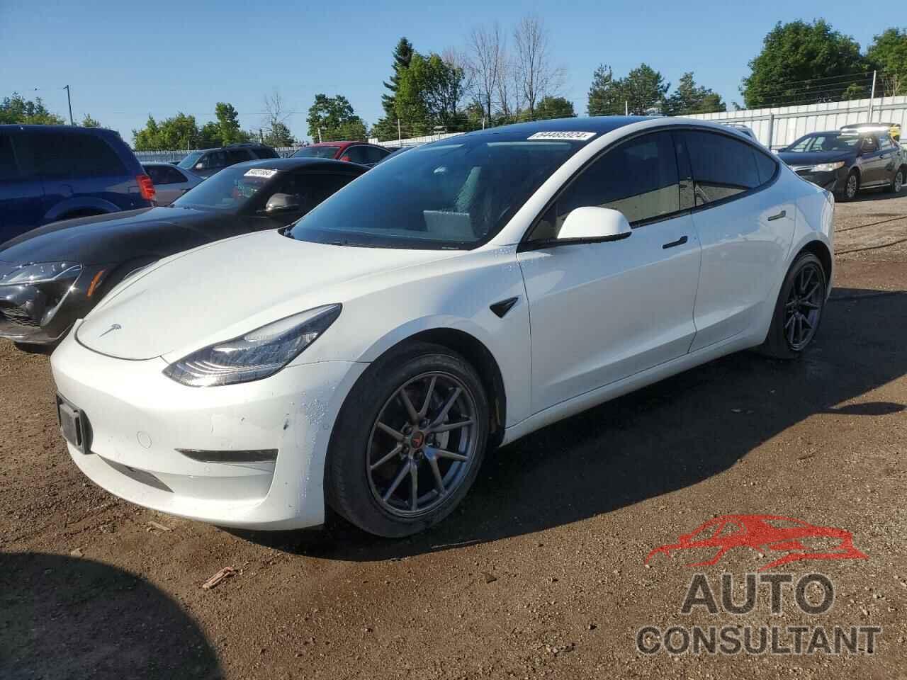 TESLA MODEL 3 2021 - 5YJ3E1EA5MF856990