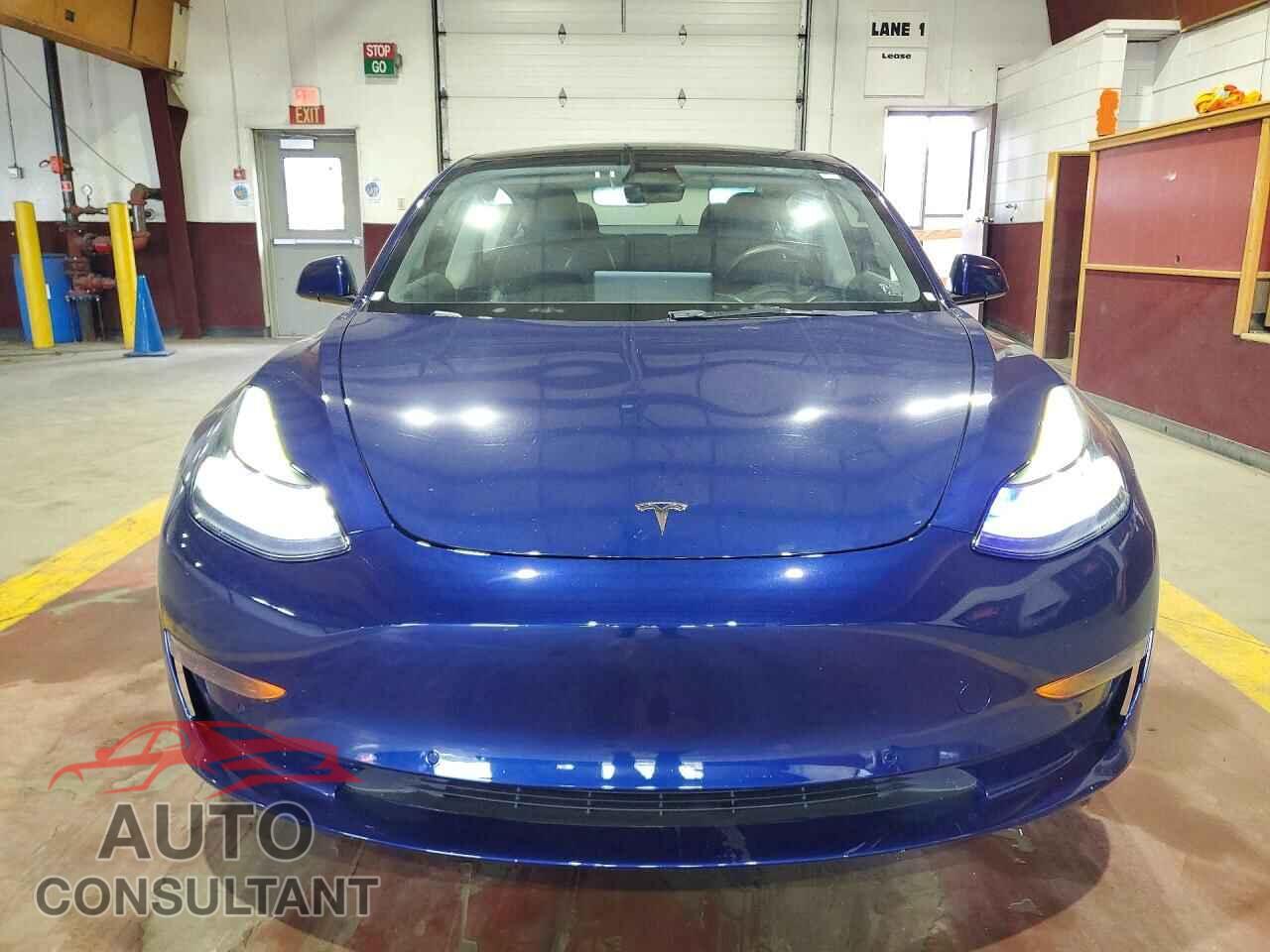 TESLA MODEL 3 2022 - 5YJ3E1EA4NF369541
