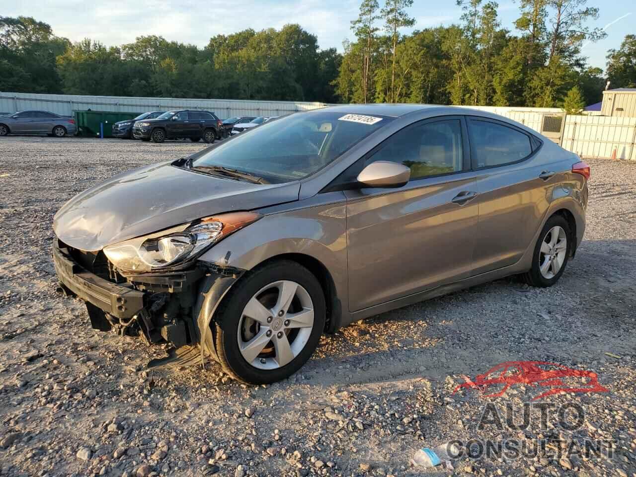 HYUNDAI ELANTRA 2013 - 5NPDH4AE1DH288454