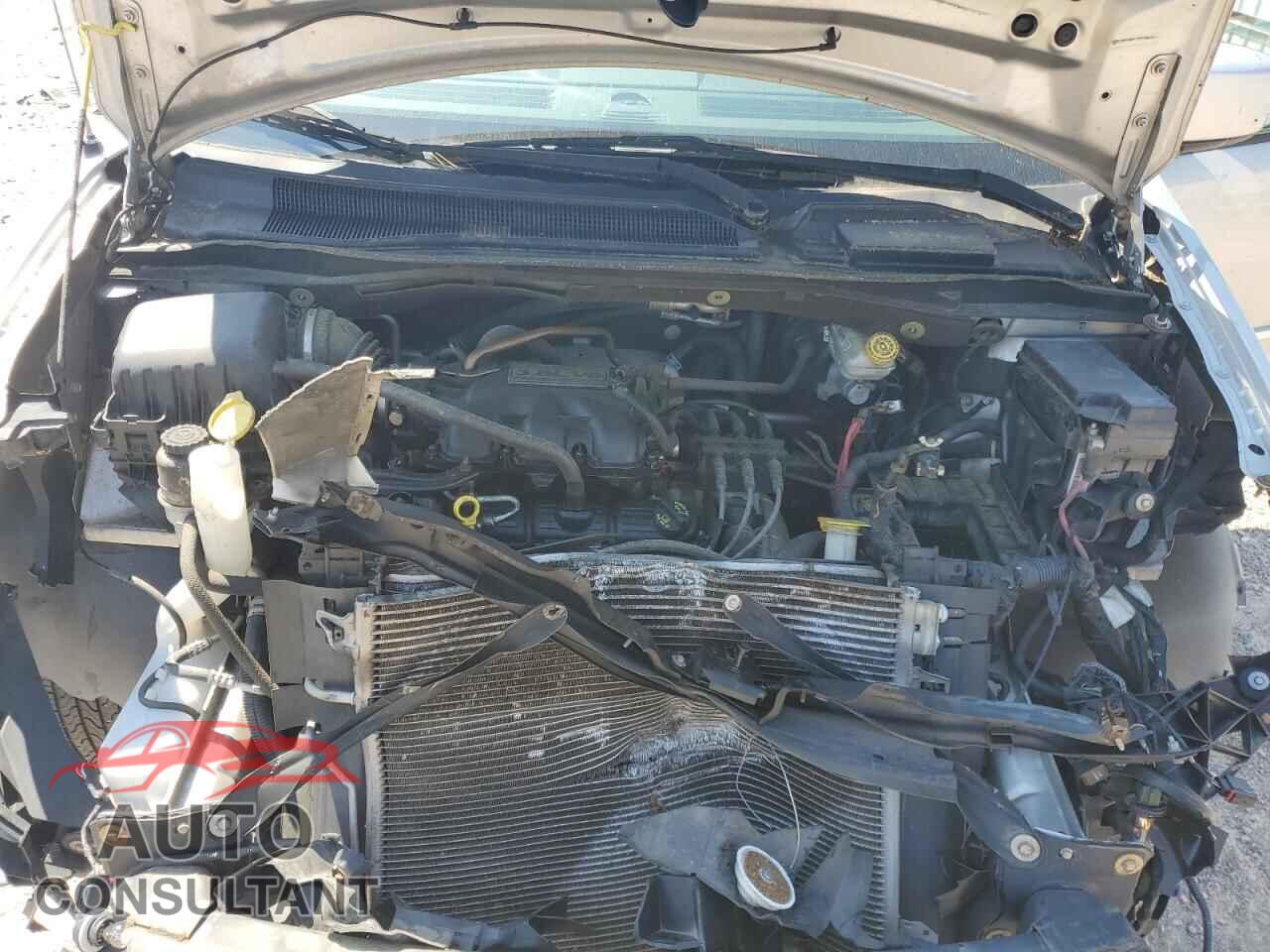 DODGE CARAVAN 2010 - 2D4RN5D18AR108045