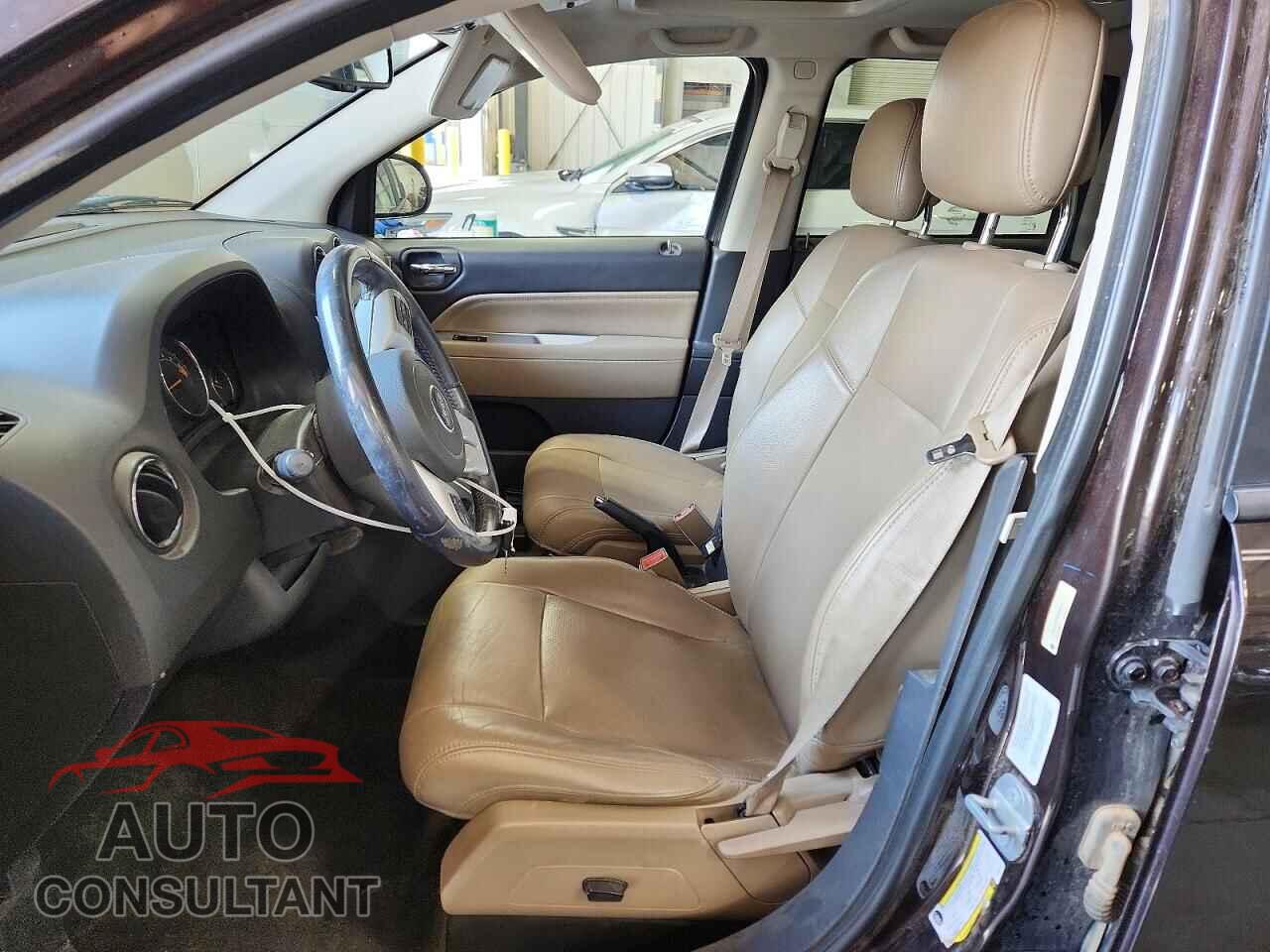 JEEP COMPASS 2014 - 1C4NJDCB1ED831997