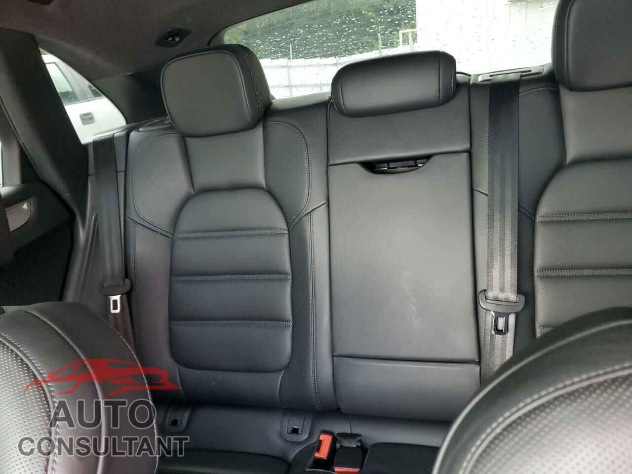 PORSCHE MACAN 2016 - WP1AF2A58GLB95202