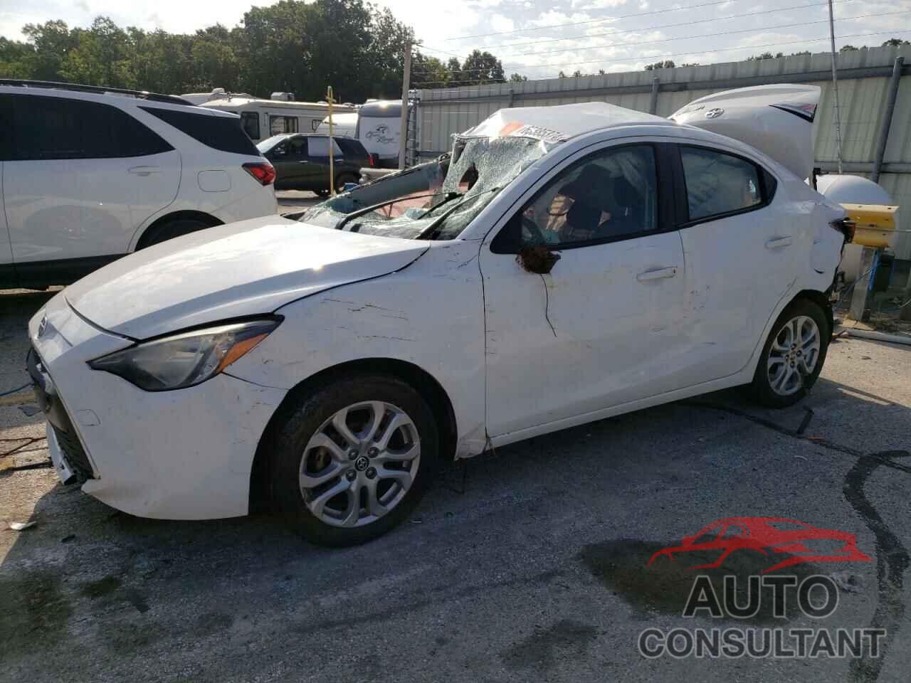 TOYOTA SCION 2016 - 3MYDLBZV2GY134030