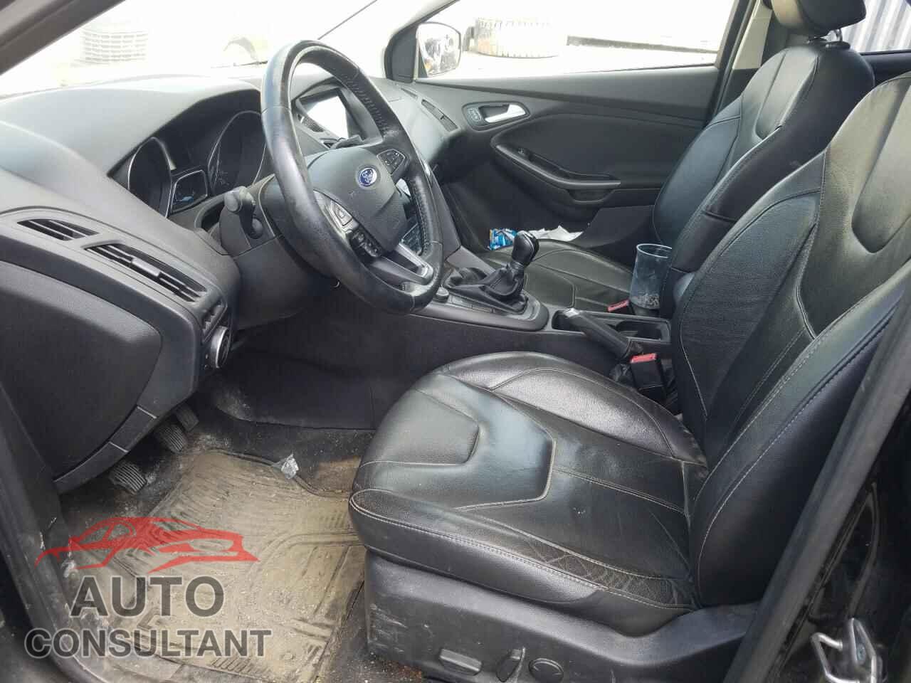 FORD FOCUS 2016 - 1FADP3F24GL200367