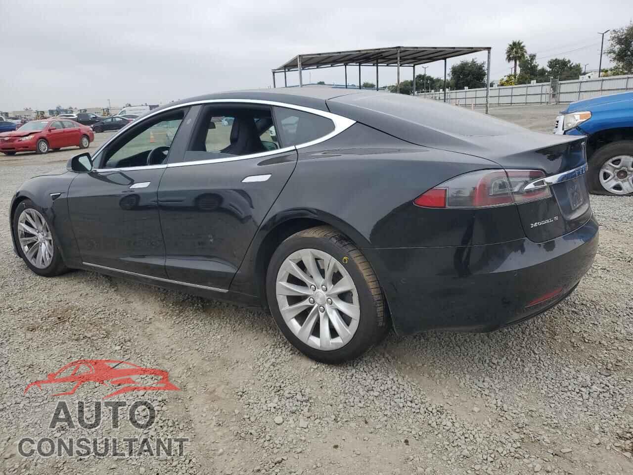 TESLA MODEL S 2018 - 5YJSA1E24JF280966