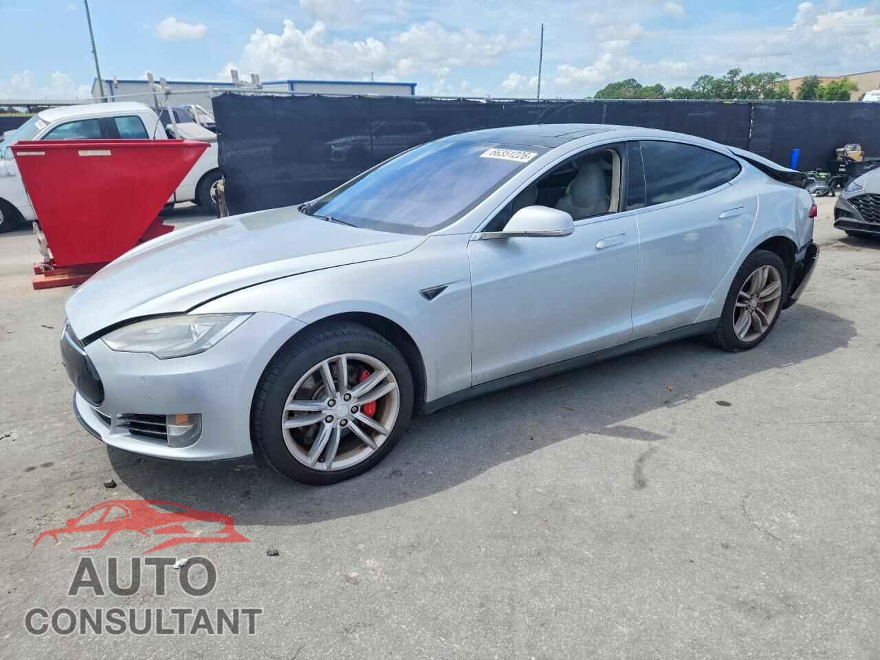 TESLA MODEL S 2014 - 5YJSA1H16EFP48091
