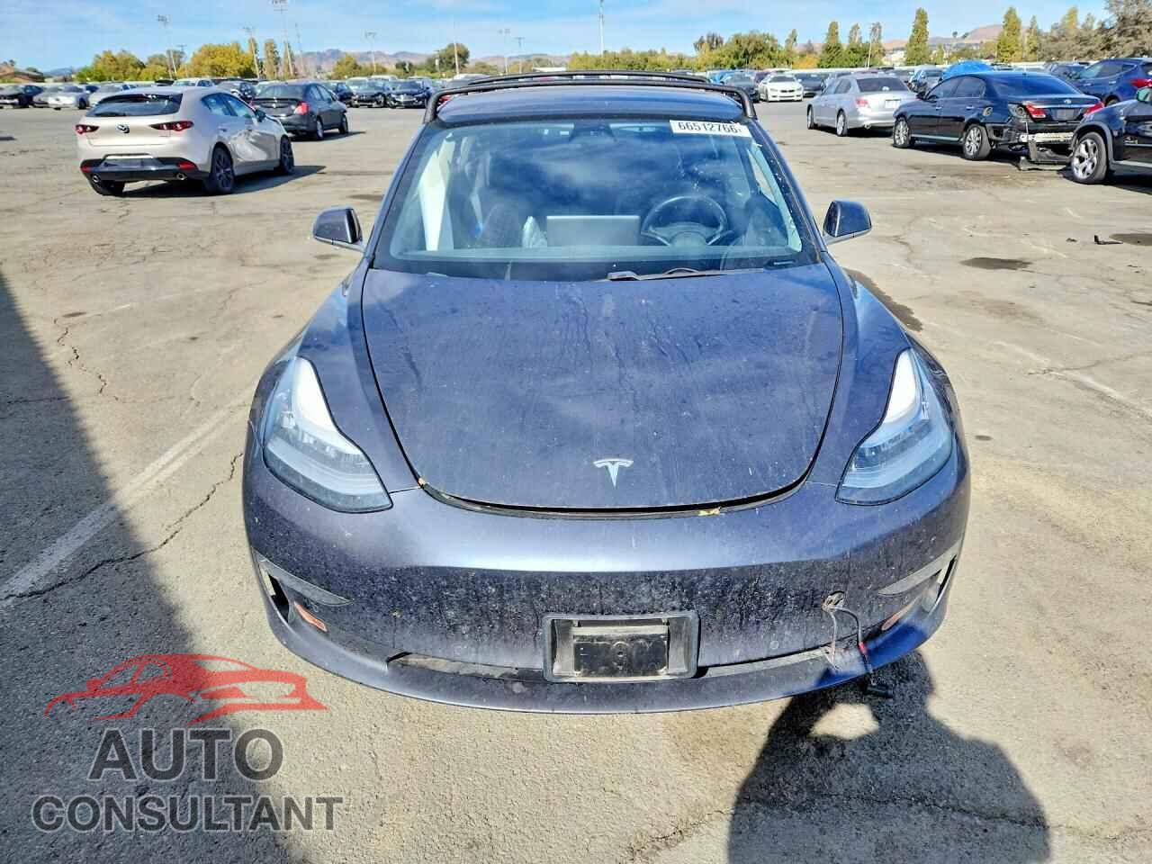 TESLA MODEL 3 2018 - 5YJ3E1EB8JF066314