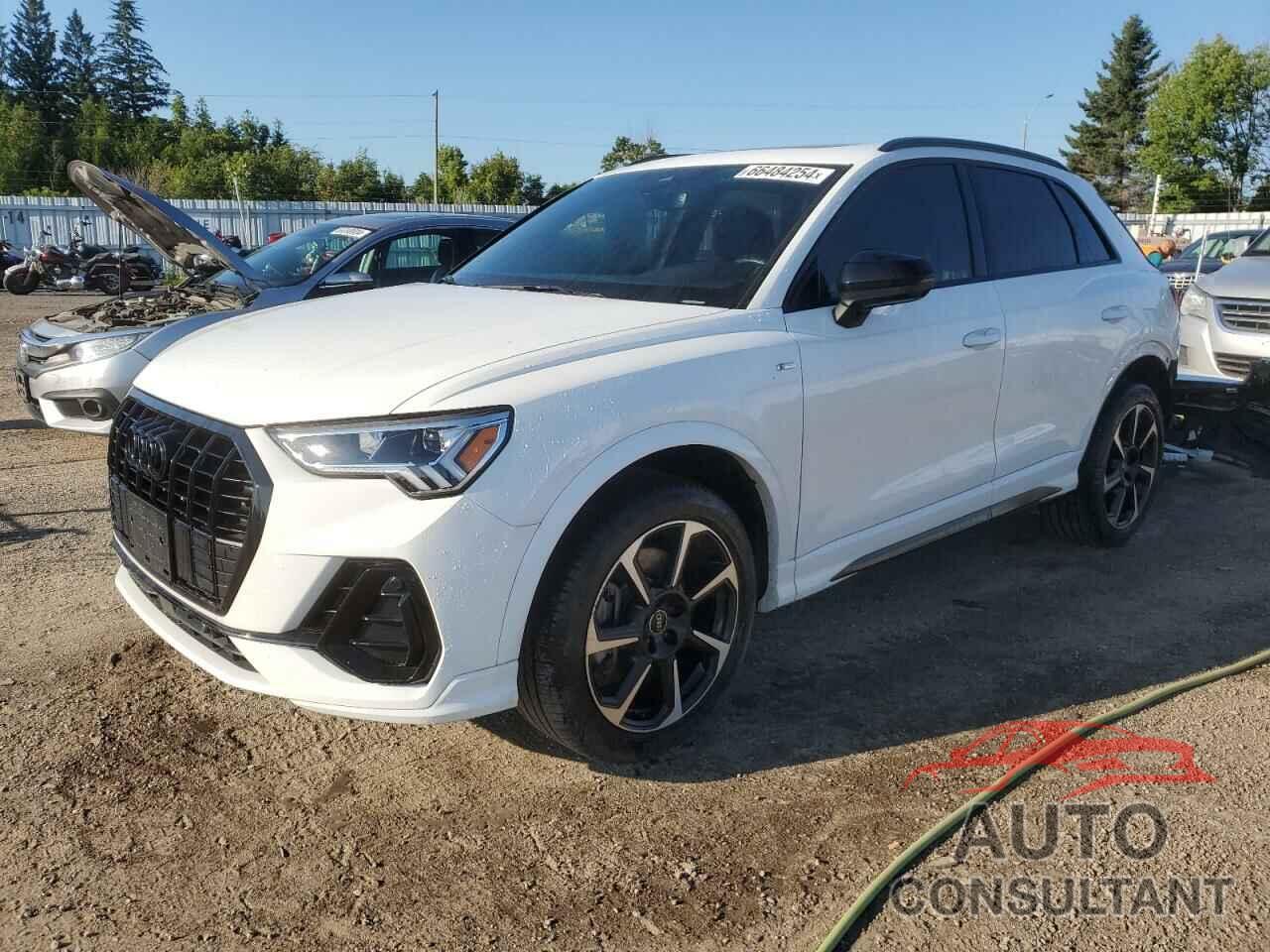 AUDI Q3 2022 - WA1EECF3XN1047381