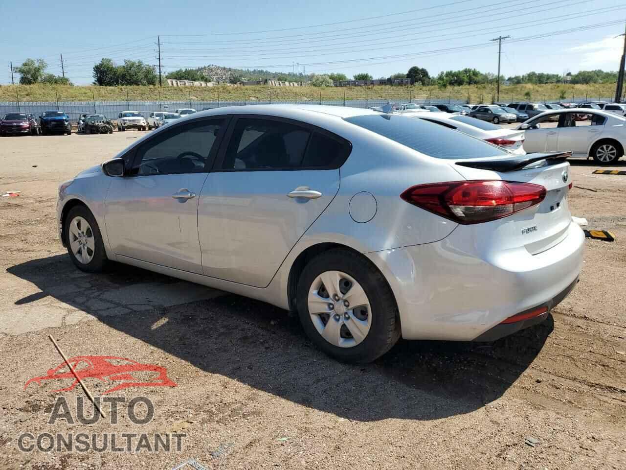 KIA FORTE 2017 - 3KPFK4A75HE070829