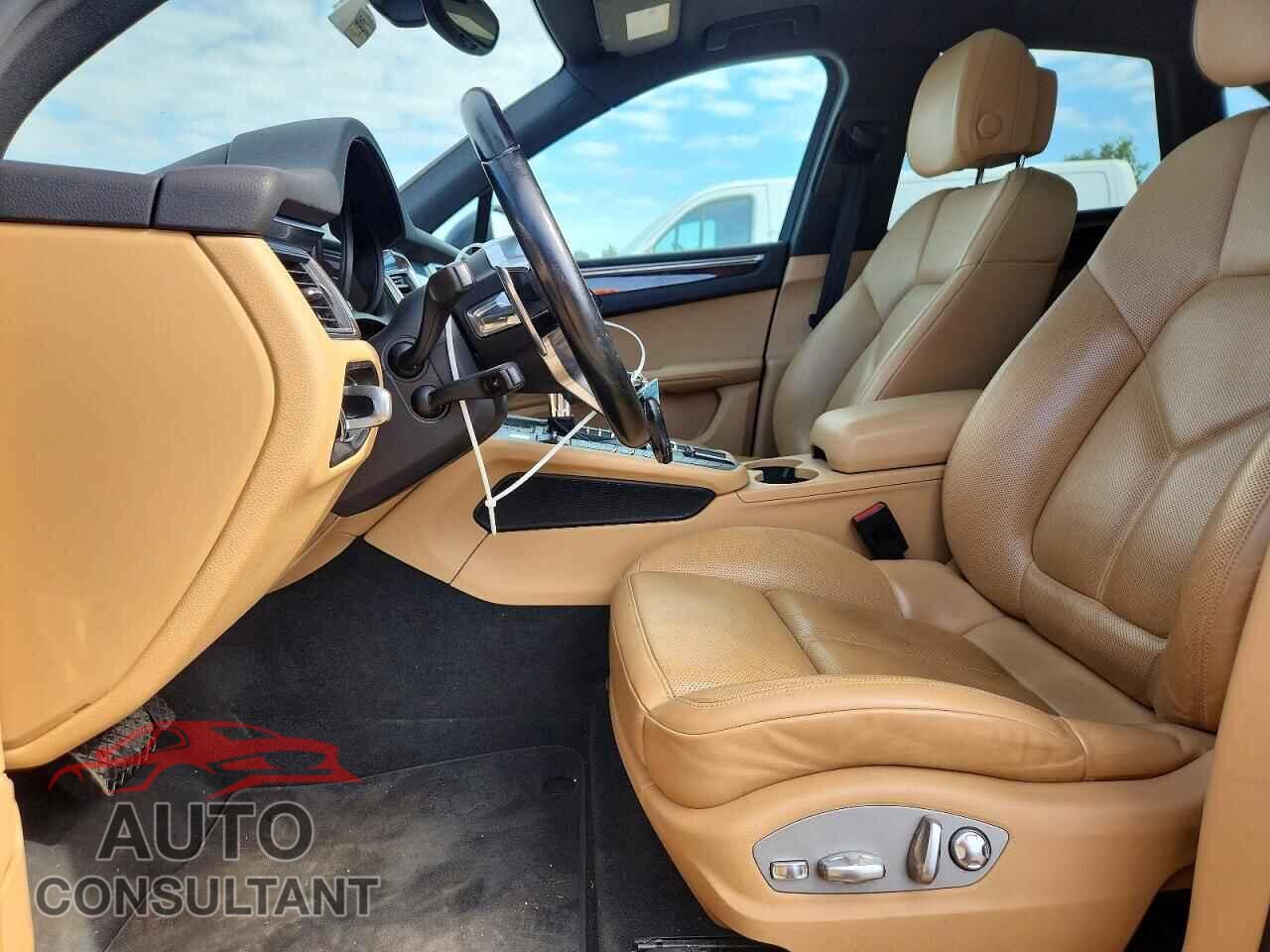 PORSCHE MACAN 2018 - WP1AB2A59JLB35478
