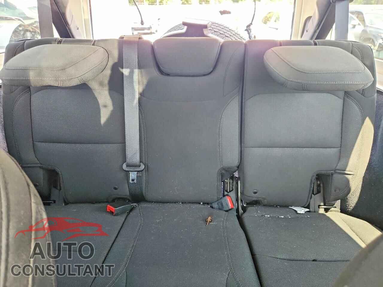 JEEP WRANGLER 2018 - 1C4HJXDG4JW187239