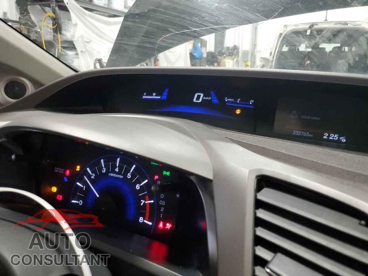 HONDA CIVIC 2012 - 2HGFB2F90CH002693