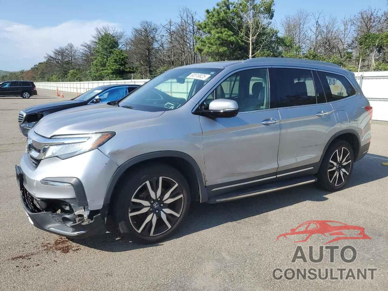 HONDA PILOT 2019 - 5FNYF6H90KB008028