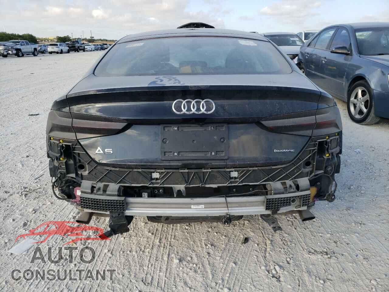 AUDI A5 2023 - WAUCBCF50PA009083