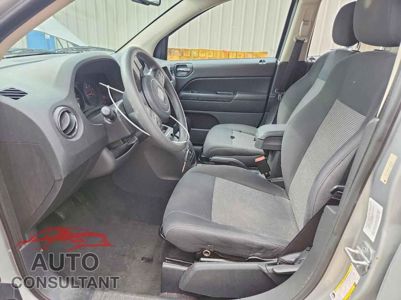 JEEP COMPASS 2012 - 1C4NJDBB2CD633251