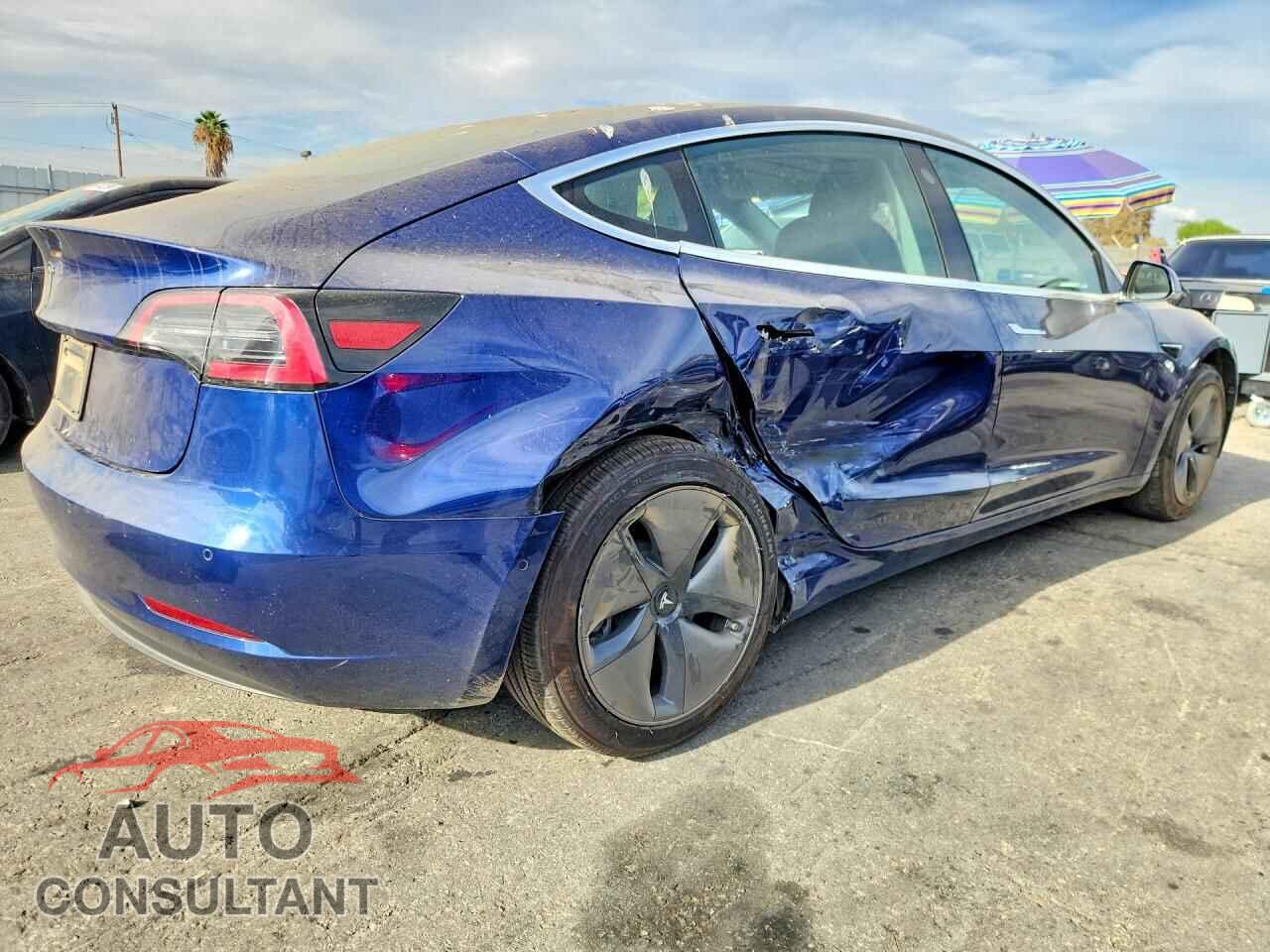 TESLA MODEL 3 2019 - 5YJ3E1EA5KF411663