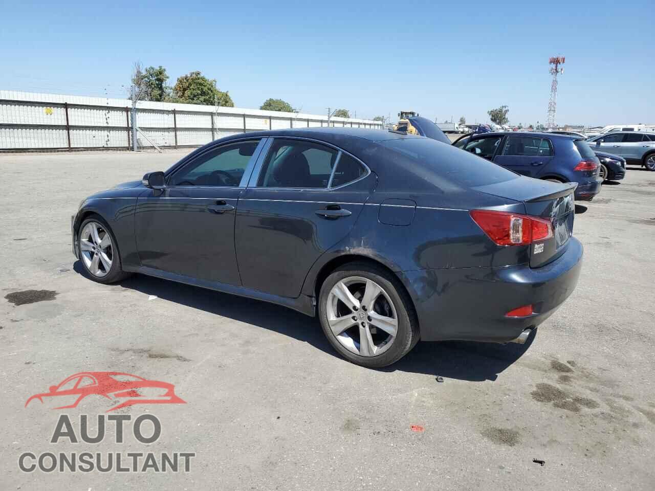 LEXUS IS 2011 - JTHBF5C25B5144245