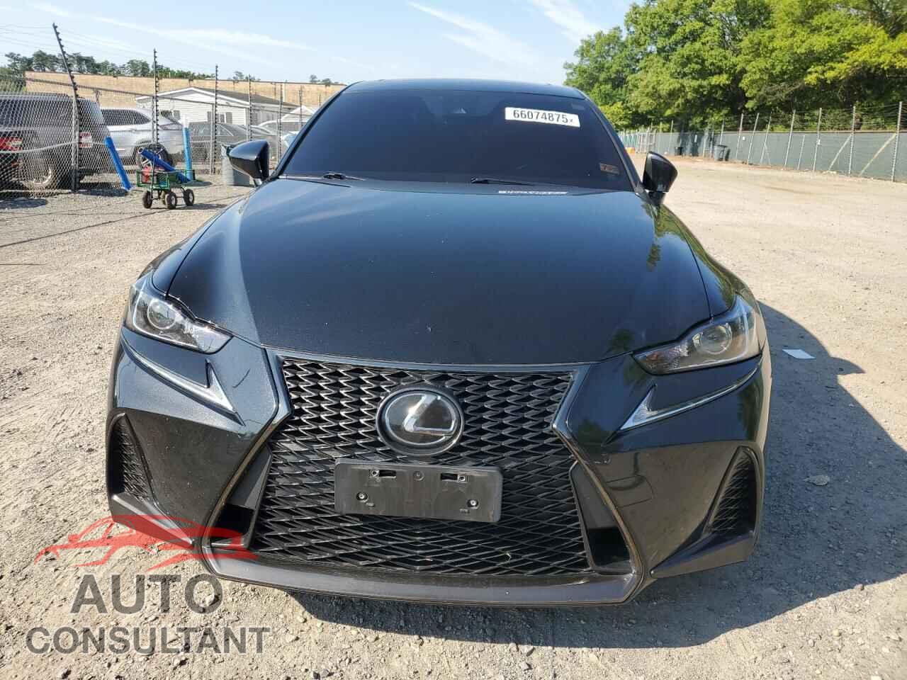 LEXUS IS 2018 - JTHC81D29J5029765