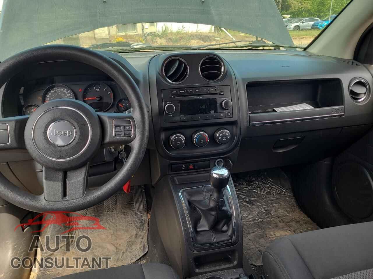 JEEP COMPASS 2012 - 1C4NJCAB7CD595690