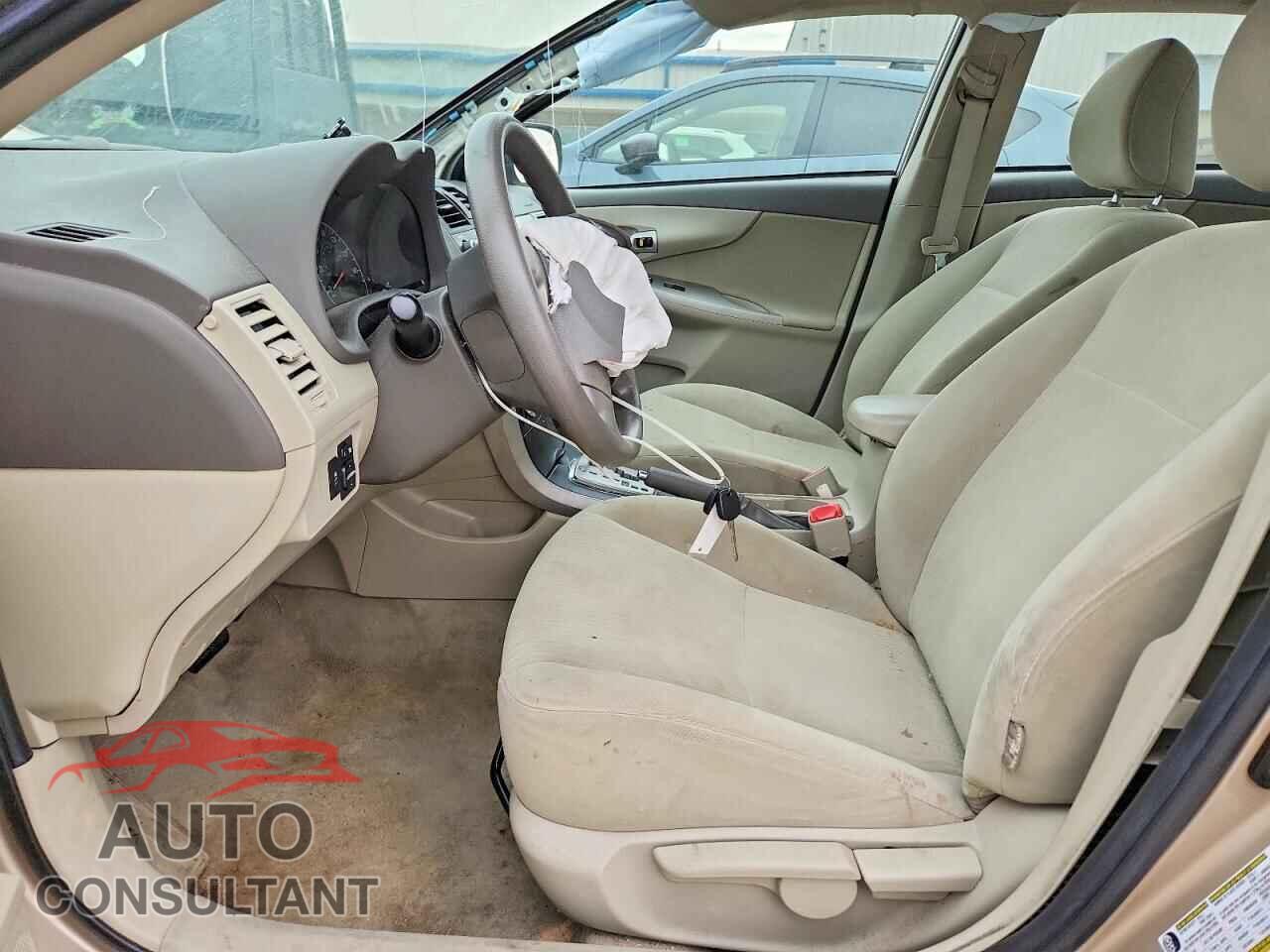 TOYOTA COROLLA 2010 - 2T1BU4EE7AC249458